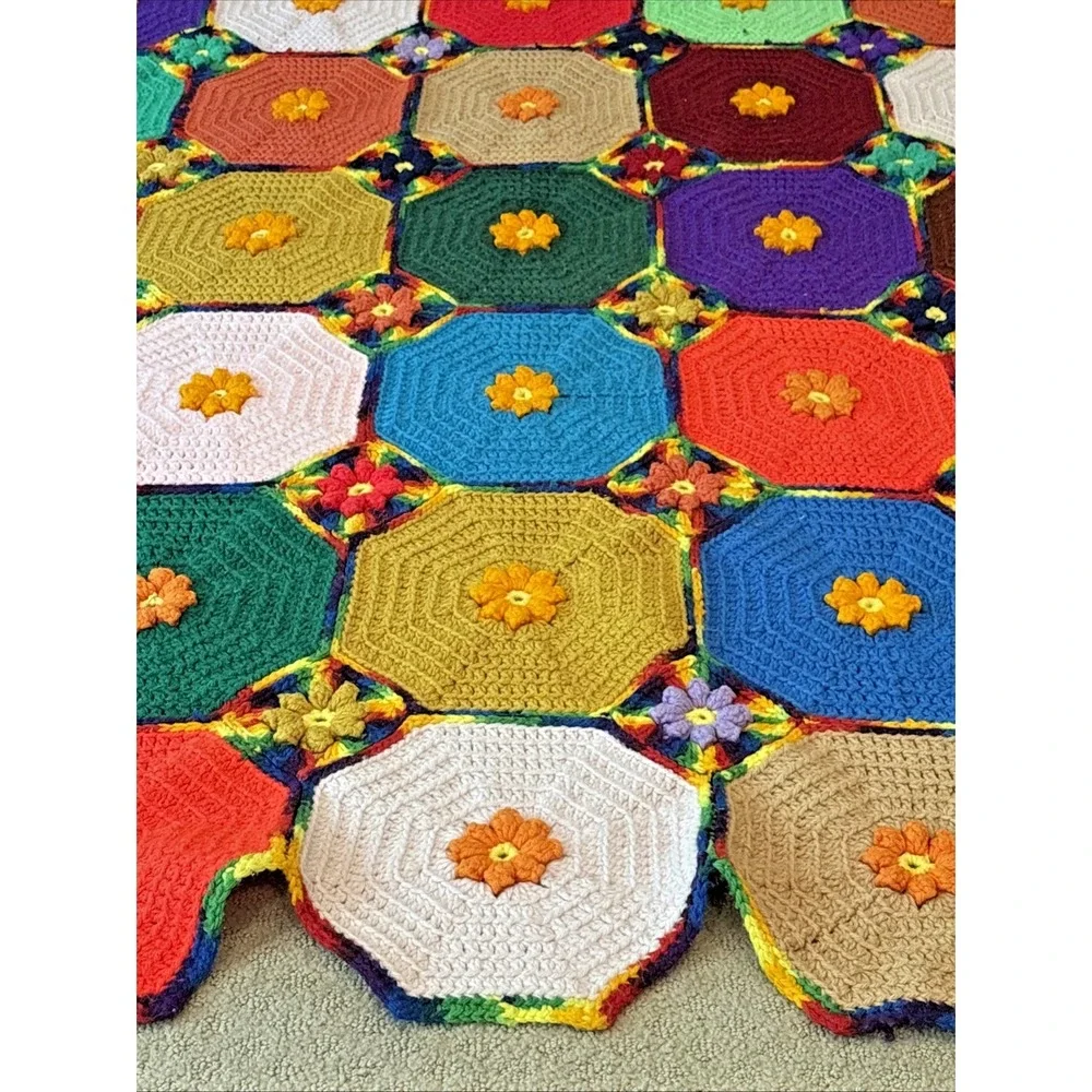 VTG‎ Hand Crochet Flower Octagon Granny Throw Blanket Afghan Retro Boho Hippie